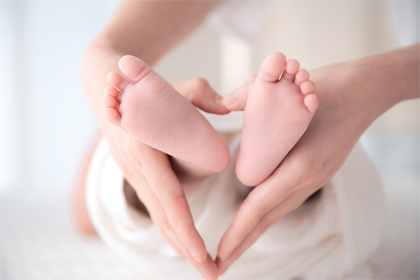 试管婴儿移植后需要休息吗？如何保持身体健康？